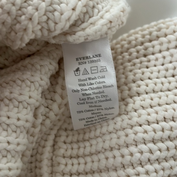 Everlane cream sweater size M - Picture 4 of 4